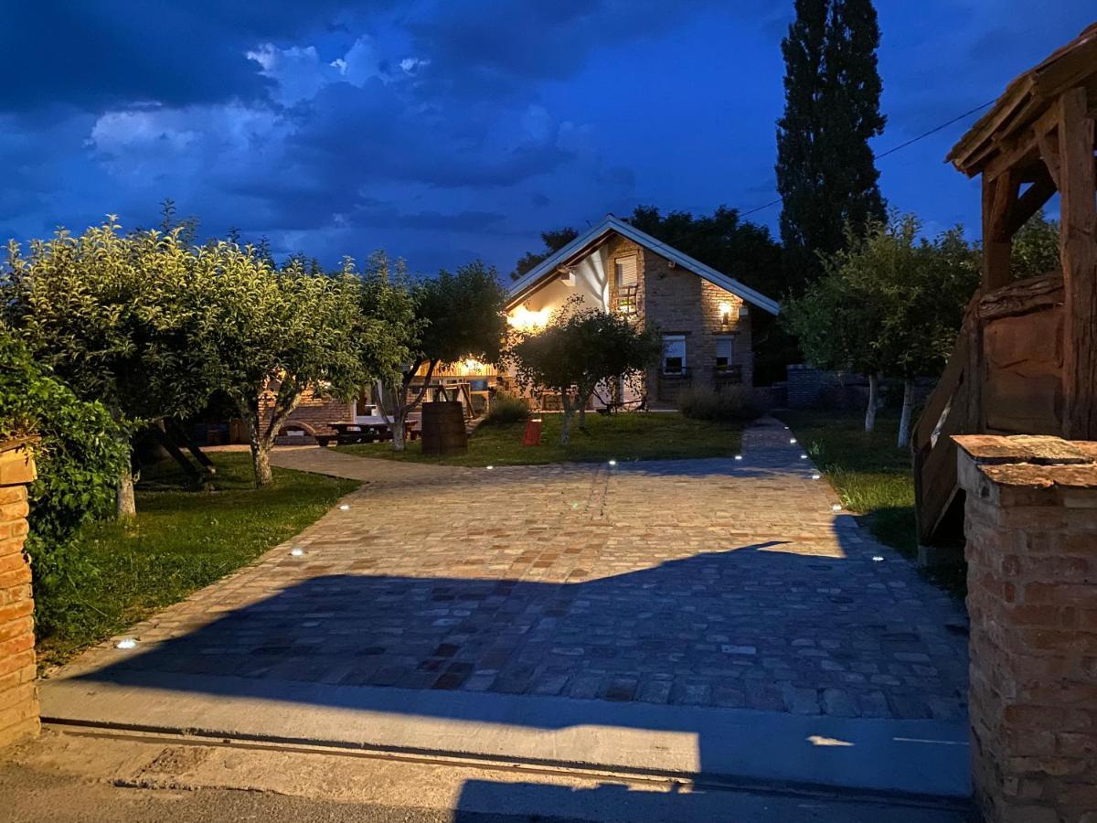 Matanovi Dvori Βίλα Σλαβόνσκι Μπροντ Εξωτερικό φωτογραφία